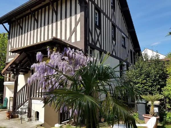 Normandy Cottage Gagny Екстериор снимка