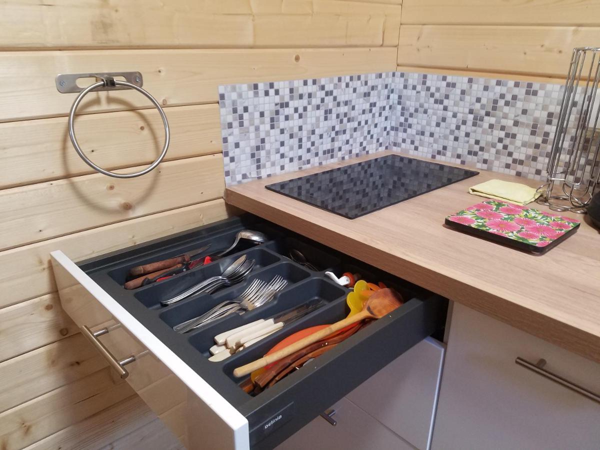 Normandy Cottage Gagny Екстериор снимка