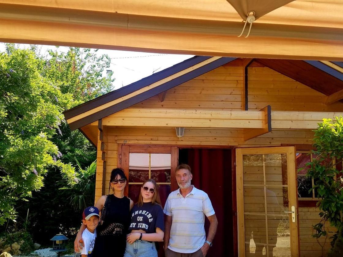 Normandy Cottage Gagny Екстериор снимка