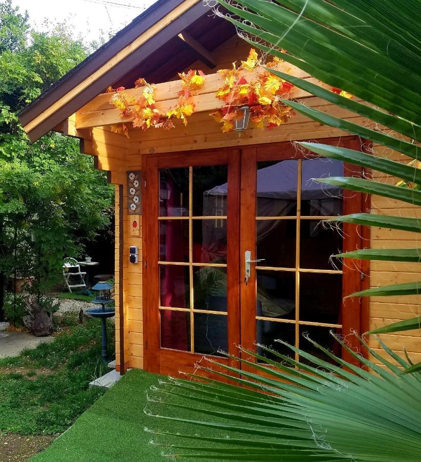 Normandy Cottage Gagny Екстериор снимка