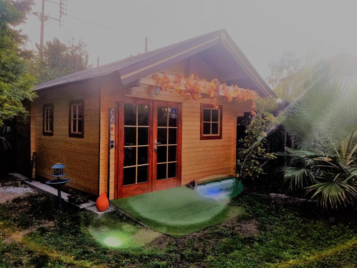 Normandy Cottage Gagny Екстериор снимка