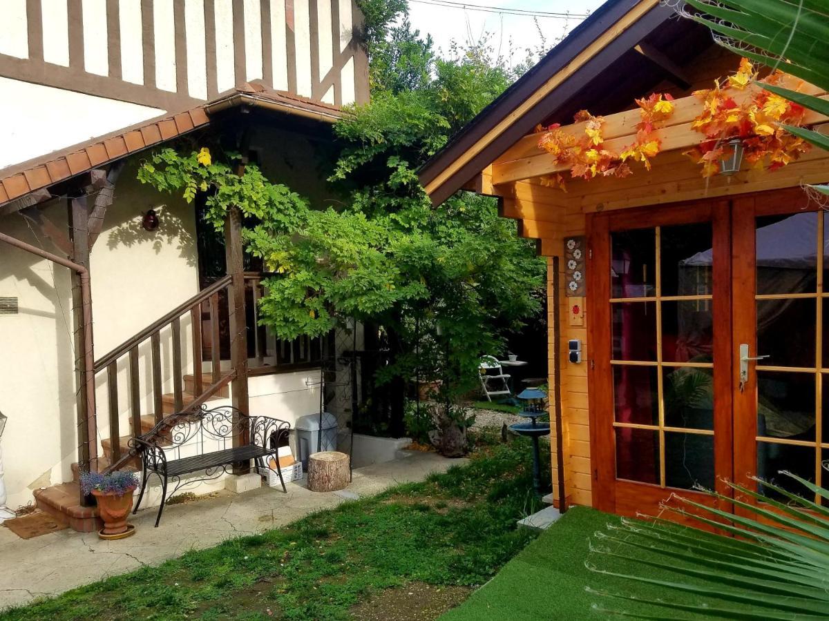 Normandy Cottage Gagny Екстериор снимка