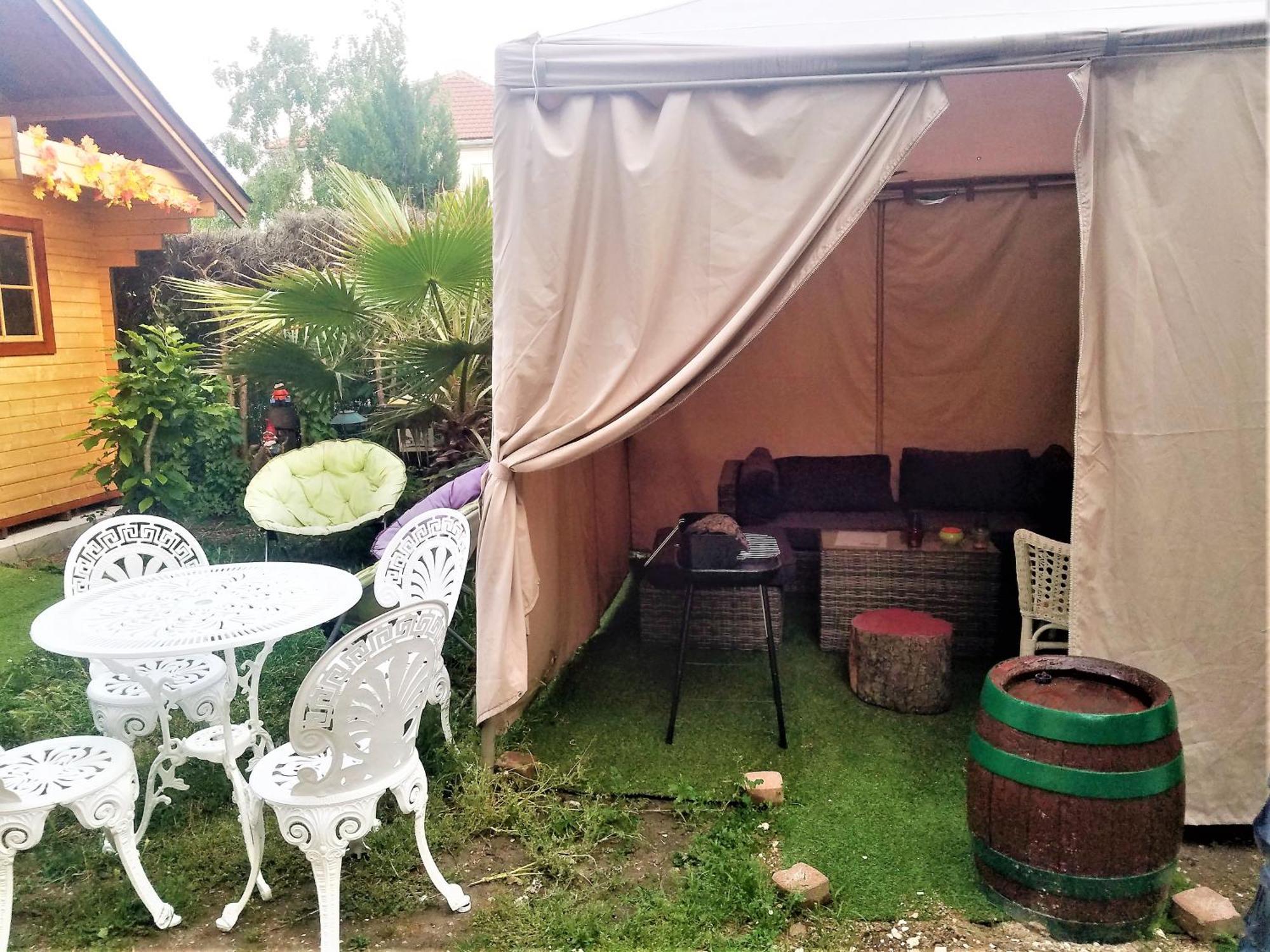 Normandy Cottage Gagny Екстериор снимка