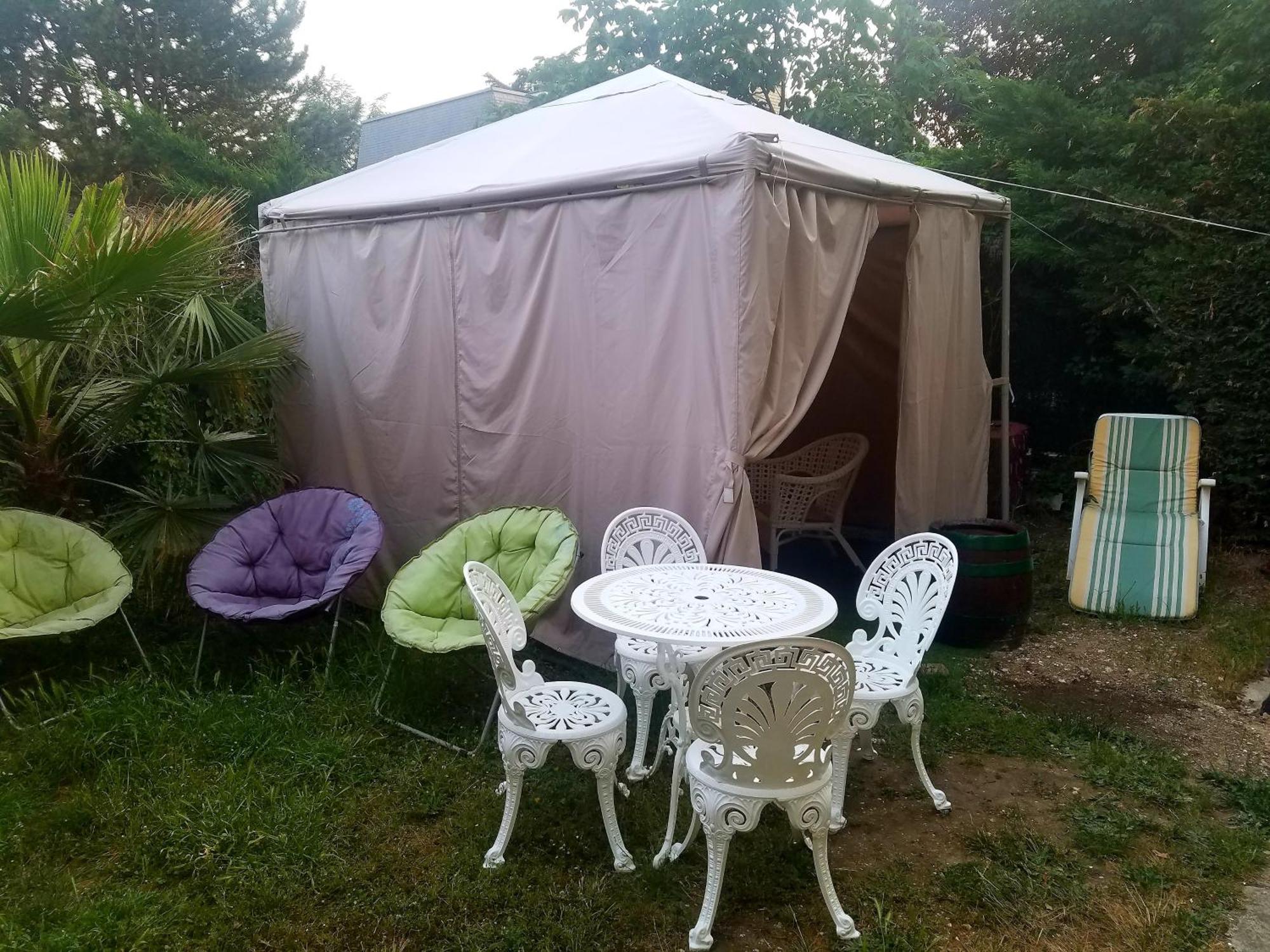 Normandy Cottage Gagny Екстериор снимка